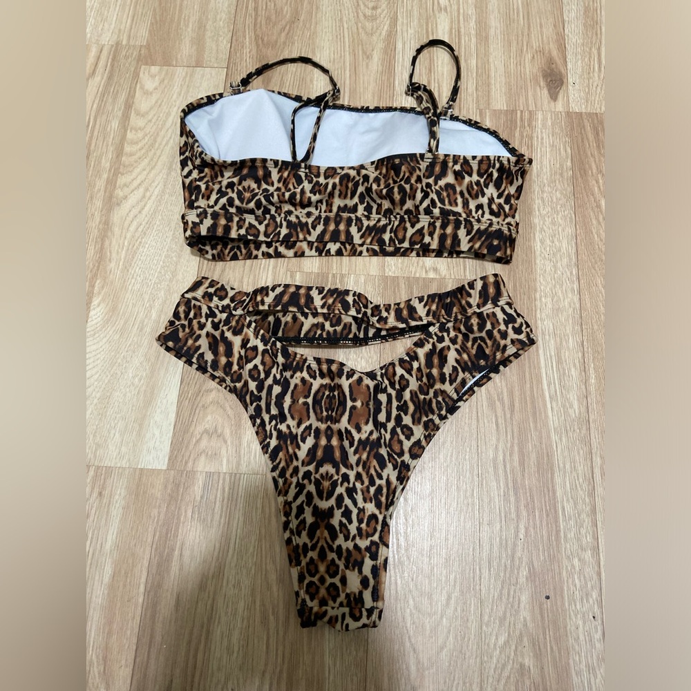 Bikini set - Picture 2 of 5